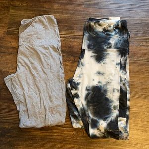 2 pack Never worn Athletic Leggings